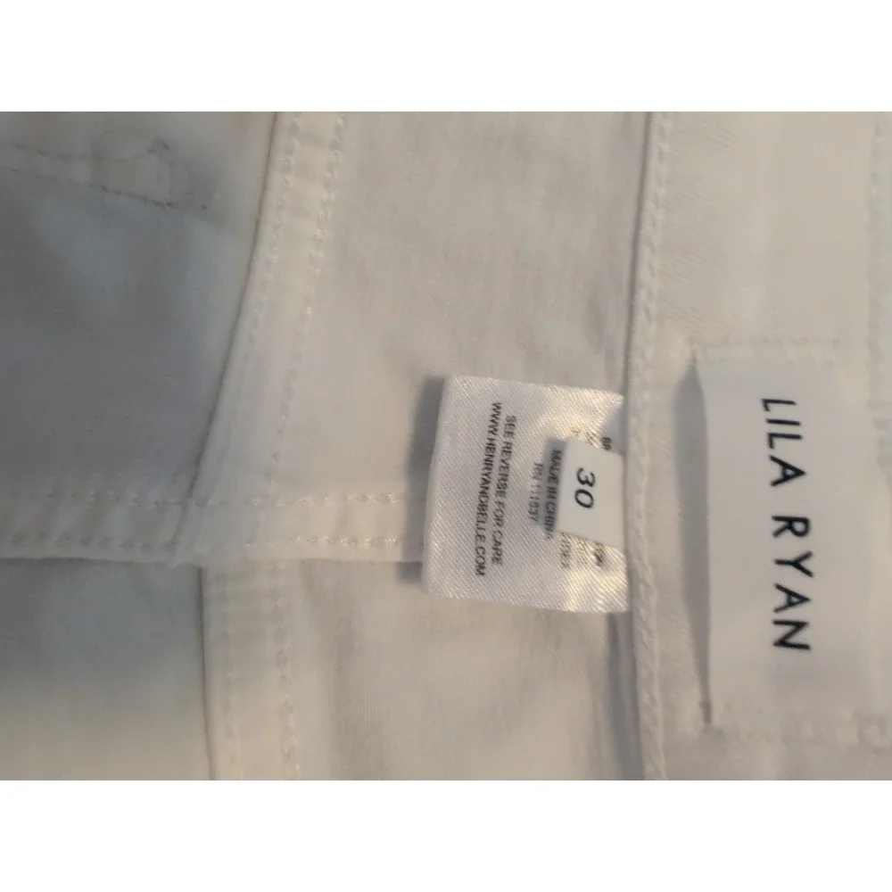 Lila Ryan Jeans Women's 30 Mid-Rise‎ Skinny Denim White Distressed